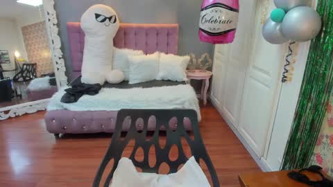 Snapshot of tammyparker_ chatting on September 28, 2025, 7:47 am Tammara  online show from September 28, 2025, 7:47 am