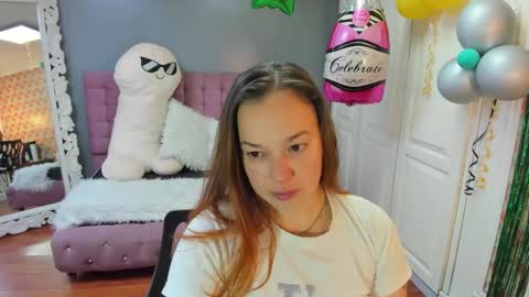 Snapshot of tammyparker_ chatting on October 6, 2025, 2:20 am Tammara  online show from October 6, 2025, 2:20 am