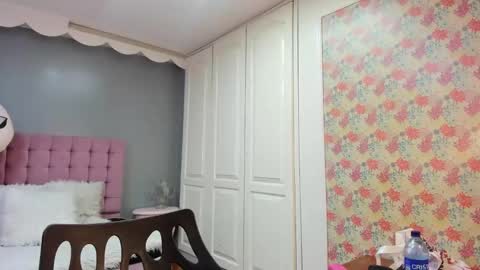 Snapshot of tammyparker_ chatting on October 22, 2025, 3:18 am Tammara  online show from October 22, 2025, 3:18 am