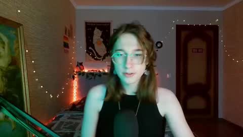 Snapshot of tangerine4dreams chatting on February 23, 2025, 1:32 pm Milena Kuprianova online show from February 23, 2025, 1:32 pm