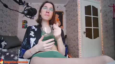 Snapshot of tangerine4dreams chatting on February 5, 2026, 8:52 am Milena Kuprianova online show from February 5, 2026, 8:52 am