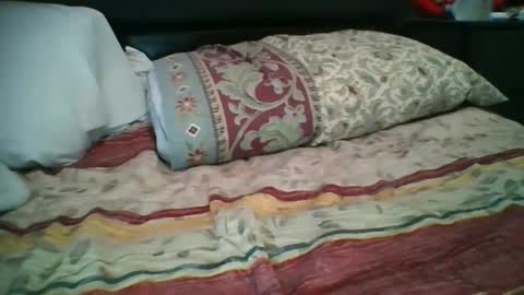 Snapshot of tangledminds chatting on November 12, 2025, 5:35 pm TANGLEDMINDS online show from November 12, 2025, 5:35 pm