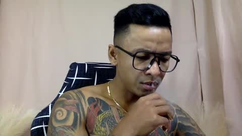 Snapshot of tannedskinmatty chatting on December 15, 2024, 8:19 am Matty online show from December 15, 2024, 8:19 am