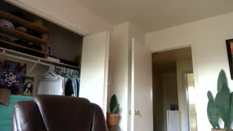 Snapshot of tantrichealing chatting on February 2, 2026, 4:38 pm Dr. Love online show from February 2, 2026, 4:38 pm