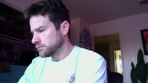 Dr. Love online show from May 3, 2026, 12:22 pm