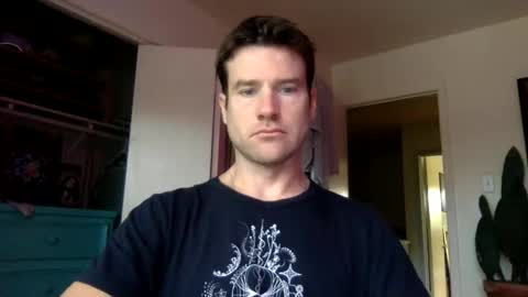 Dr. Love online show from May 25, 2026, 12:33 pm