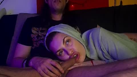 Snapshot of tarian_xxx chatting on November 4, 2025, 8:19 pm T J online show from November 4, 2025, 8:19 pm