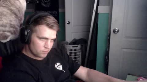 tarus333 online show from October 25, 2025, 10:12 am