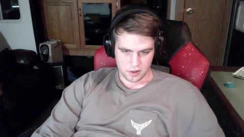 tarus333 online show from December 16, 2025, 1:54 am