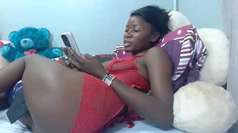 Snapshot of tasha_maya chatting on February 15, 2025, 10:11 am milan online show from February 15, 2025, 10:11 am