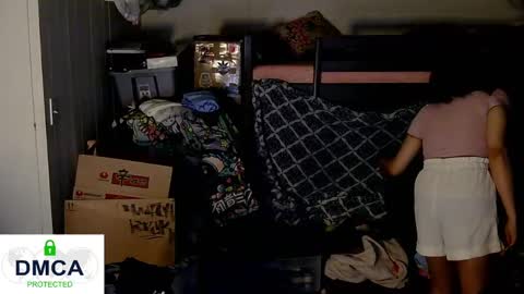 TashaKai online show from January 3, 2025, 5:42 pm