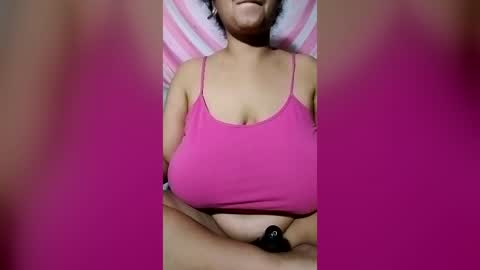Snapshot of tasteekitty chatting on June 16, 2026, 8:17 am Tastee Kitty online show from June 16, 2026, 8:17 am