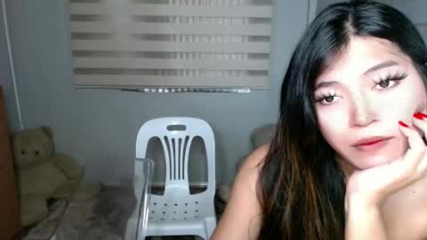 Snapshot of tasteofinnocent69 chatting on December 19, 2024, 9:07 am   online show from December 19, 2024, 9:07 am