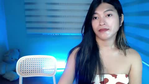Snapshot of tasteofinnocent69 chatting on January 21, 2025, 8:41 am   online show from January 21, 2025, 8:41 am