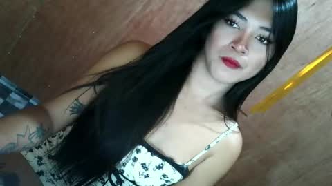 Snapshot of tasteofinnocent69 chatting on October 7, 2025, 3:58 am   online show from October 7, 2025, 3:58 am