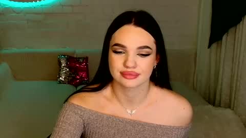 Snapshot of tasty_babyy chatting on January 20, 2025, 12:15 am tasty_babyy online show from January 20, 2025, 12:15 am