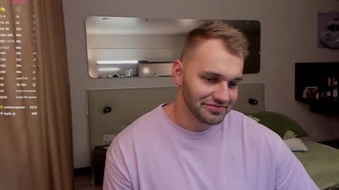 Snapshot of tasty_justin chatting on January 23, 2025, 3:48 am My shows 2100500 UTC3 online show from January 23, 2025, 3:48 am