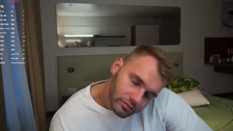 Snapshot of tasty_justin chatting on February 20, 2025, 5:12 am My shows 2100500 UTC3 online show from February 20, 2025, 5:12 am