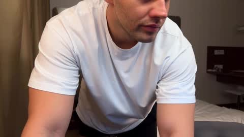 Snapshot of tasty_justin chatting on September 12, 2025, 8:09 pm My shows 2100500 UTC3 online show from September 12, 2025, 8:09 pm