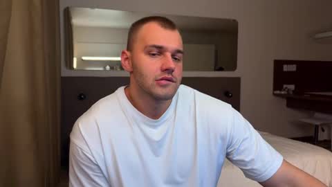 Snapshot of tasty_justin chatting on September 16, 2025, 6:53 pm My shows 2100500 UTC3 online show from September 16, 2025, 6:53 pm