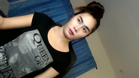 Vannesa online show from September 21, 2025, 10:17 am