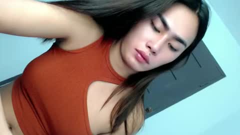 Vannesa online show from October 10, 2025, 7:13 pm