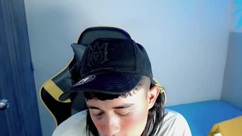 T A T A N online show from November 14, 2025, 8:07 pm