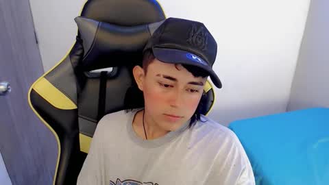 T A T A N online show from November 21, 2025, 9:57 pm