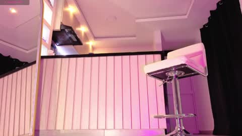 tatiana1004 online show from June 3, 2026, 6:05 am