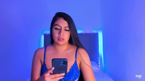 Snapshot of tatiana_2000 chatting on March 10, 2025, 11:27 pm Tatiana online show from March 10, 2025, 11:27 pm