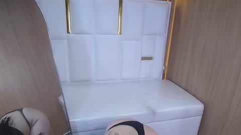 Snapshot of tatiscelis_tf chatting on July 8, 2026, 12:42 pm TATIS online show from July 8, 2026, 12:42 pm