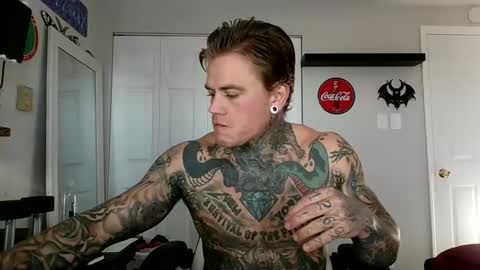Snapshot of tatteddaddy9000 chatting on October 9, 2025, 1:20 pm D-Man online show from October 9, 2025, 1:20 pm