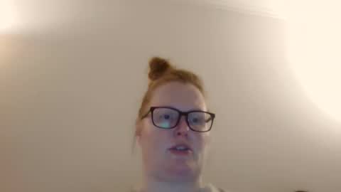 Snapshot of tattedredheadslutxoxo chatting on March 15, 2026, 9:54 pm tattedredheadslutxoxo online show from March 15, 2026, 9:54 pm