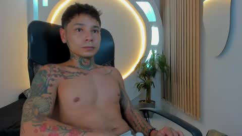 Snapshot of tattokoi chatting on January 19, 2025, 9:11 am tattokoi online show from January 19, 2025, 9:11 am