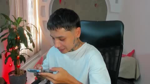 Snapshot of tattokoi chatting on February 14, 2025, 9:53 pm tattokoi online show from February 14, 2025, 9:53 pm