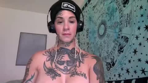 Snapshot of tattooed_natalia chatting on January 6, 2025, 9:30 am Natalia 3 online show from January 6, 2025, 9:30 am