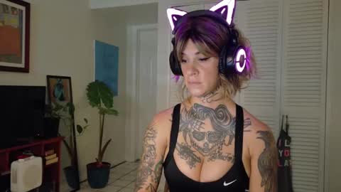 Snapshot of tattooed_natalia chatting on January 26, 2025, 1:36 pm Natalia 3 online show from January 26, 2025, 1:36 pm