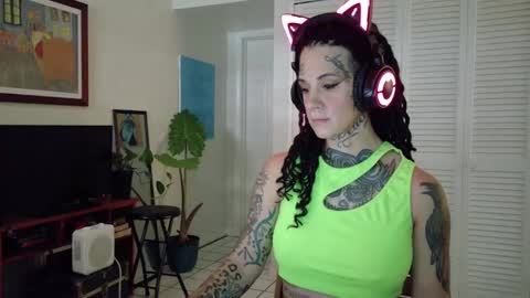 Snapshot of tattooed_natalia chatting on January 27, 2025, 2:46 pm Natalia 3 online show from January 27, 2025, 2:46 pm