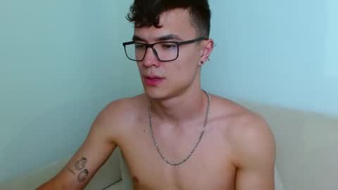 Snapshot of taurus4k chatting on December 16, 2024, 1:53 am taurus4k online show from December 16, 2024, 1:53 am