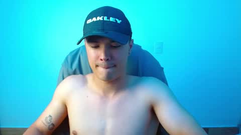 Snapshot of taurus4k chatting on February 20, 2025, 2:29 am taurus4k online show from February 20, 2025, 2:29 am