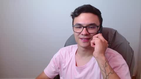 Snapshot of taurus4k chatting on March 10, 2025, 3:45 am taurus4k online show from March 10, 2025, 3:45 am