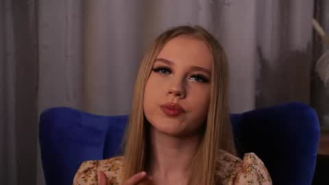 Snapshot of tayelin chatting on June 17, 2026, 4:52 pm Taya online show from June 17, 2026, 4:52 pm