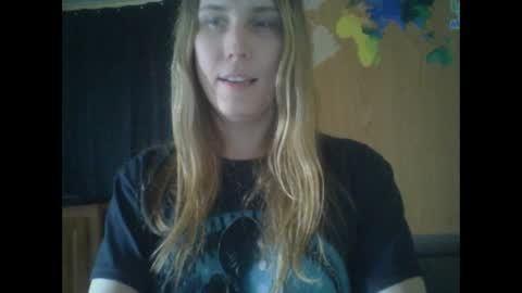 Snapshot of taylafox chatting on January 20, 2025, 9:22 pm taylafox online show from January 20, 2025, 9:22 pm