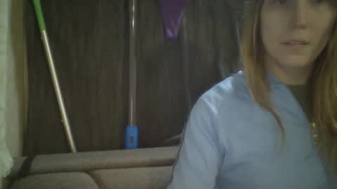 Snapshot of taylafox chatting on February 18, 2025, 2:05 am taylafox online show from February 18, 2025, 2:05 am