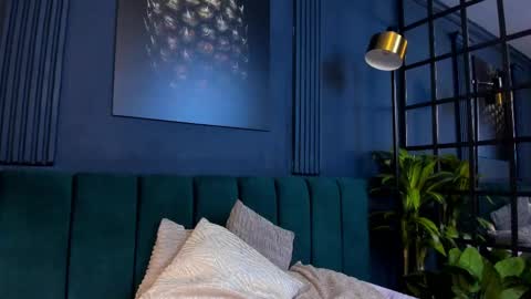 Taylor Bennet online show from February 10, 2025, 3:21 pm