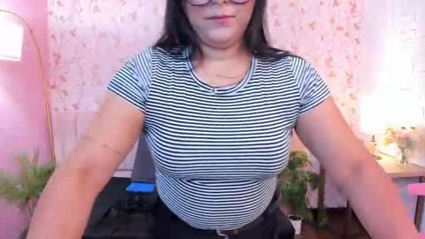 Taylor Bennet online show from March 3, 2026, 11:49 am