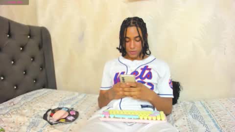 Snapshot of taylor_bigdick18 chatting on March 9, 2026, 10:14 pm Taylor online show from March 9, 2026, 10:14 pm