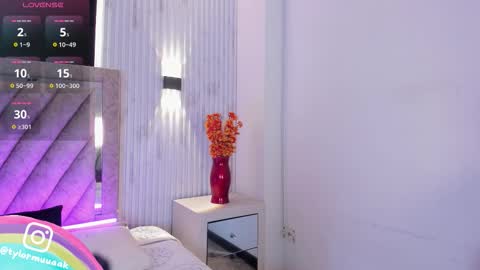 Taylor Harveey online show from January 7, 2026, 9:06 pm