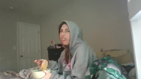 taylorslay online show from March 18, 2026, 10:24 pm