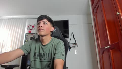 Snapshot of taylorsorf chatting on December 11, 2024, 8:28 pm taylorsorf online show from December 11, 2024, 8:28 pm